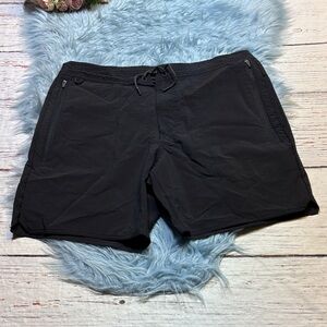 Roark Men’s Layover Trail Hybrid Shorts in Black sz 34